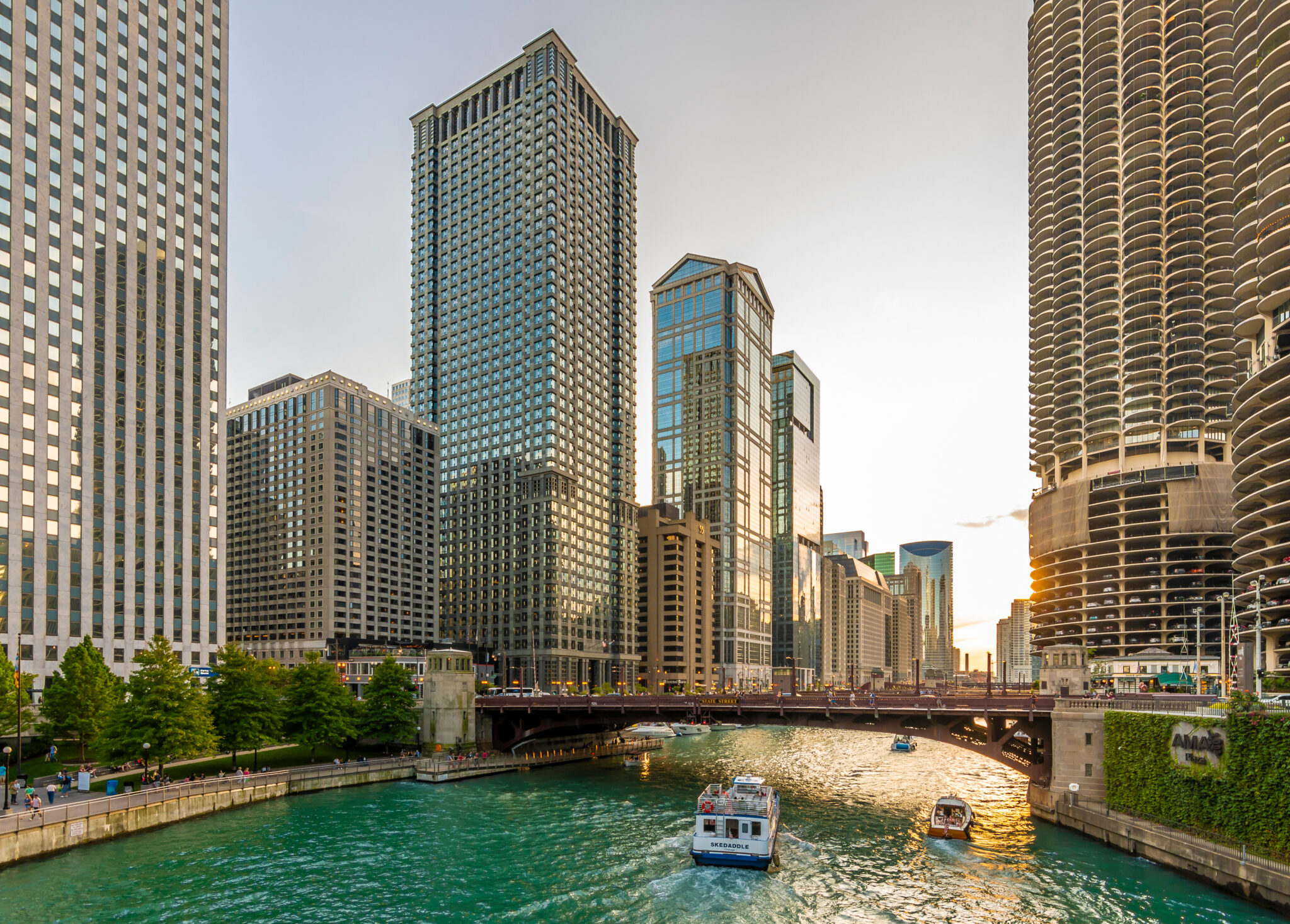 Get Bank In Chicago Bank of America Chicago Marathon tour - Lertsiri Travel