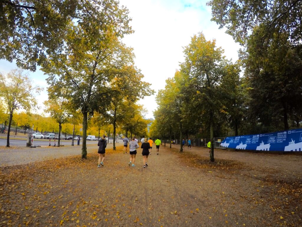 Berlin-Marathon-Easy-Run-Lertsiri-Travel